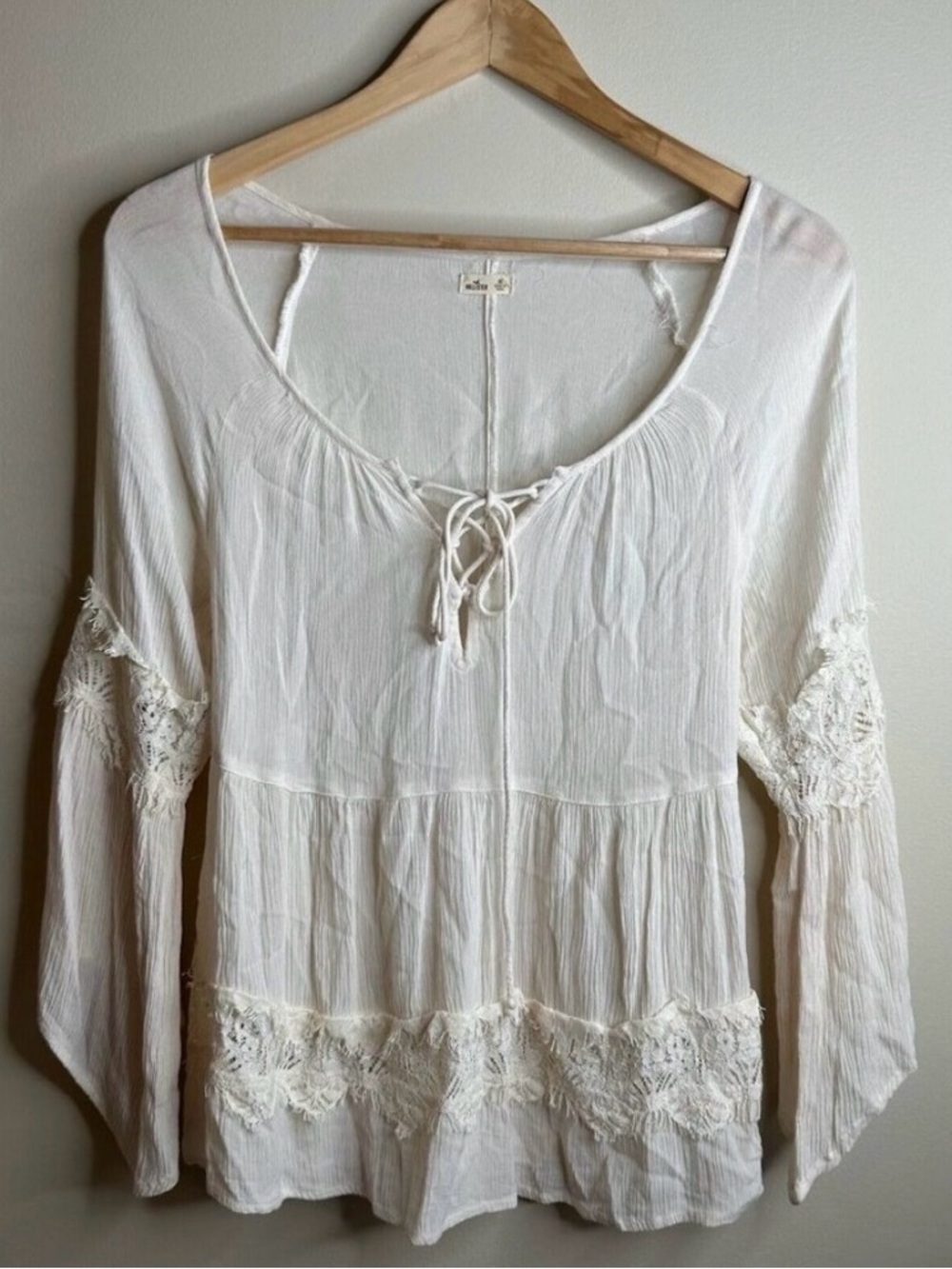 Hollister Ivory Lace-Trim Peasant Tunic Size Small
